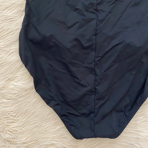 La Blanca Black One Piece Square Neck Neutral Ruched Island Goddess Swimsuit - Picture 8 of 11